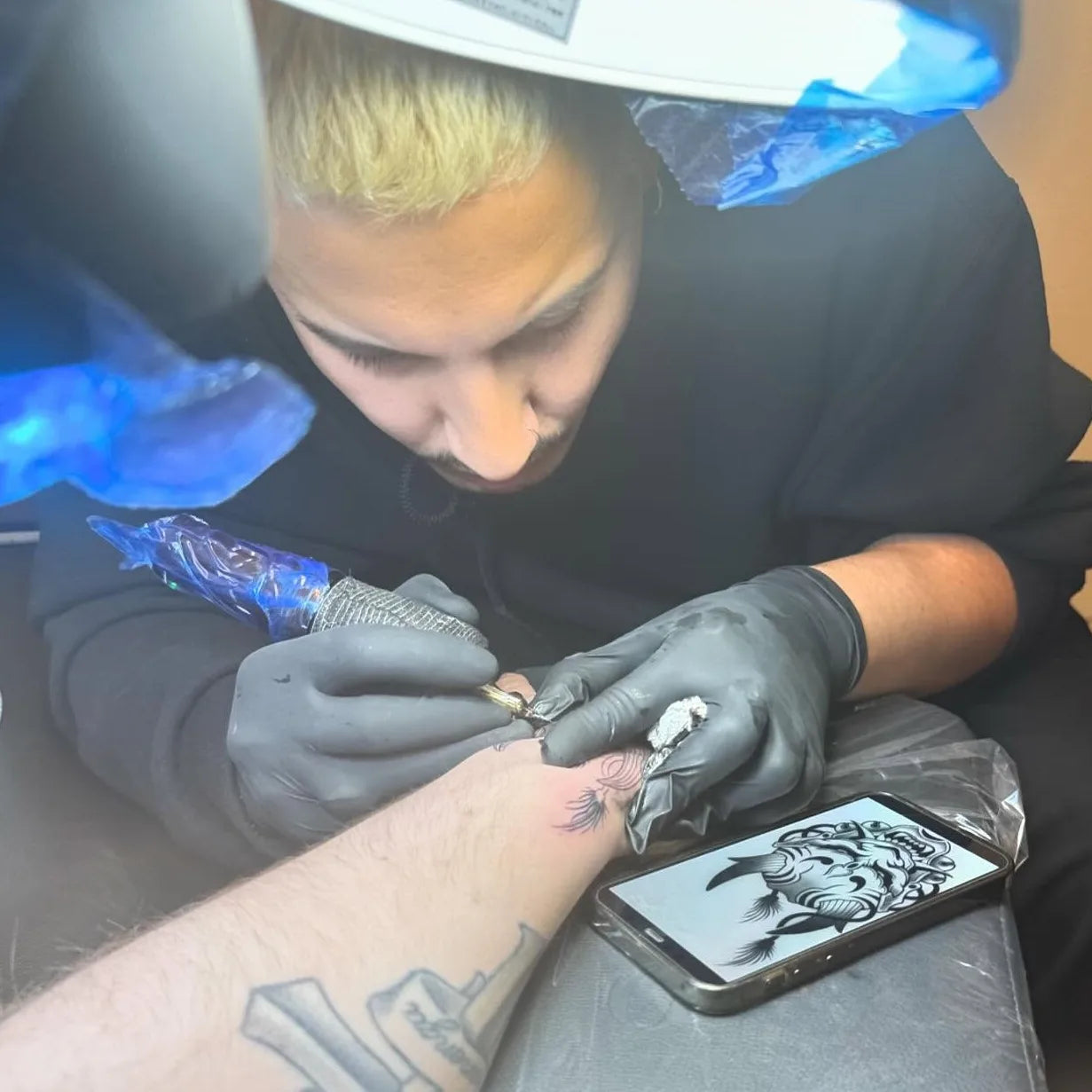 Tokyo tattoo artist KC badass205000