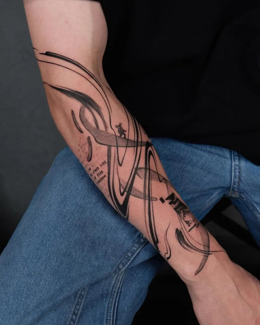 Big Abstract SwirlingLines Tattoo on Men Arm by @ilayda.tats
