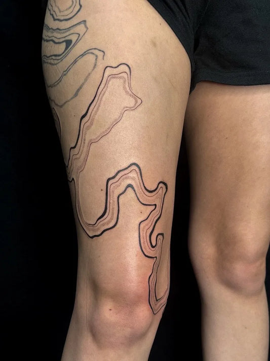 Big Abstract WavyLines on Women Thigh Tattoo by @cultofspice