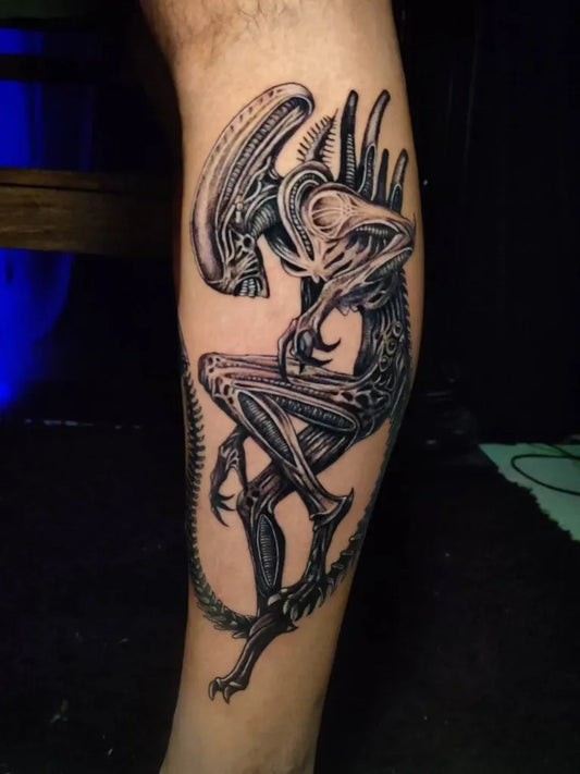 Big Black and Grey Alien Tattoo on Men Leg by @verissimoink_