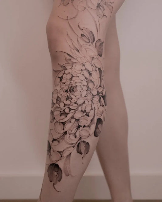 Big Black and Grey Chrysanthemum Tattoo on Women Thigh by @anastasiahelfer