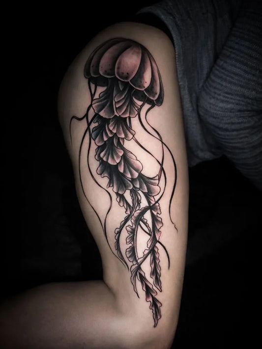 Big Blackwork Jellyfish Tattoo on Women Shoulder by @pjay666tattooer