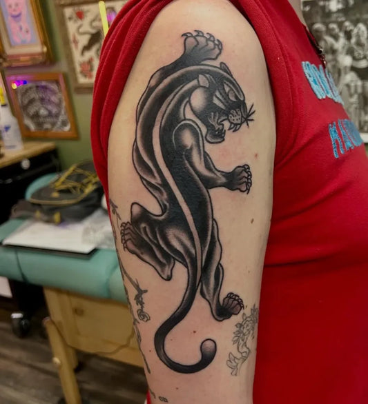 Big Blackwork Panther Tattoo on Men Arm by @wildcat_electric_tattoo