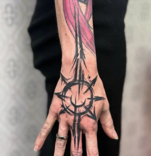 Big Blackwork Star on Men Hand Tattoo by @lomistictattoo