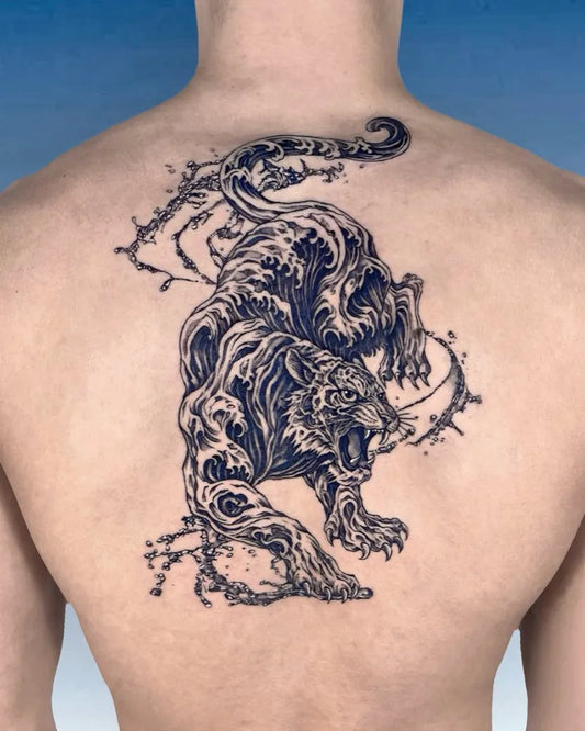 Big Blackwork Tiger and Wave Tattoo on Men Back by @c.i.e.l_tt