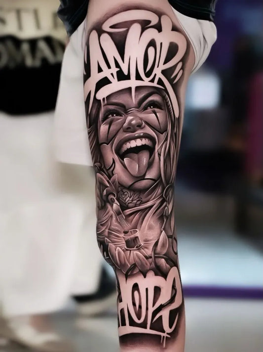 Big Chicano Woman with Graffiti Amor e Hope Tattoo on Women Thigh by @drawink.tonnam