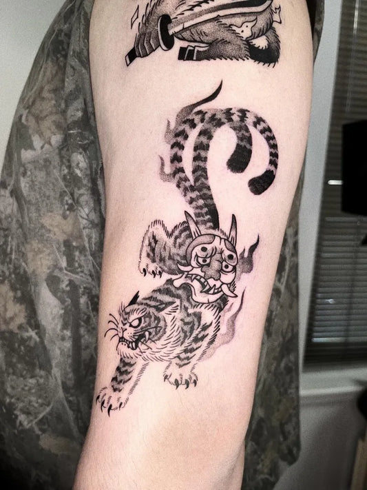 Big Japanese Tiger Fight on Men Arm Tattoo by @cang.dt