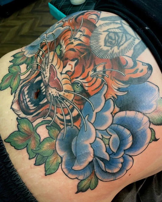 Big Neo Traditional Tiger and Blue Peonies Tattoo on Women Stomach by @dingus.tattoos