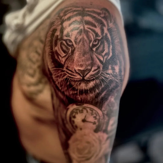 Big Neotraditional Tiger Clock Rose on Men Arm Tattoo by @medusa_tattoo_plochingen