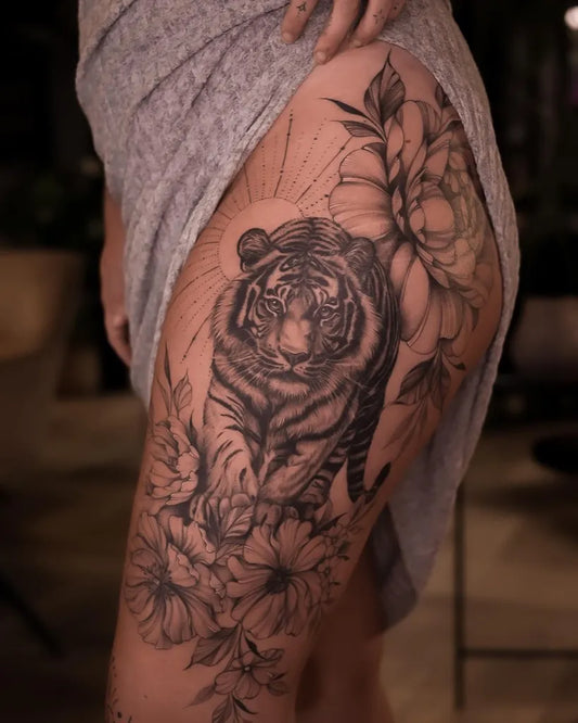 Big Neotraditional Tiger and Flowers on Women Thigh Tattoo by @rowenas.tattoo.art