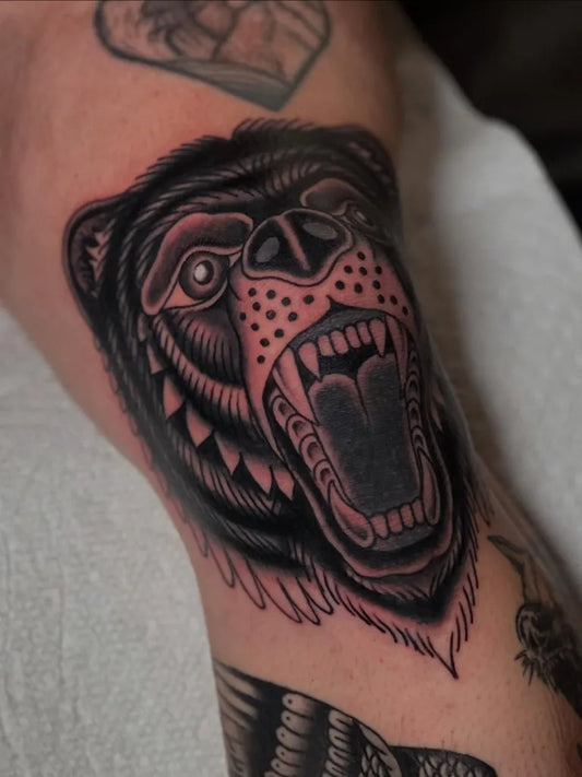 Big Traditional Bear Men Knee Tattoo by @alexduquettetattoos