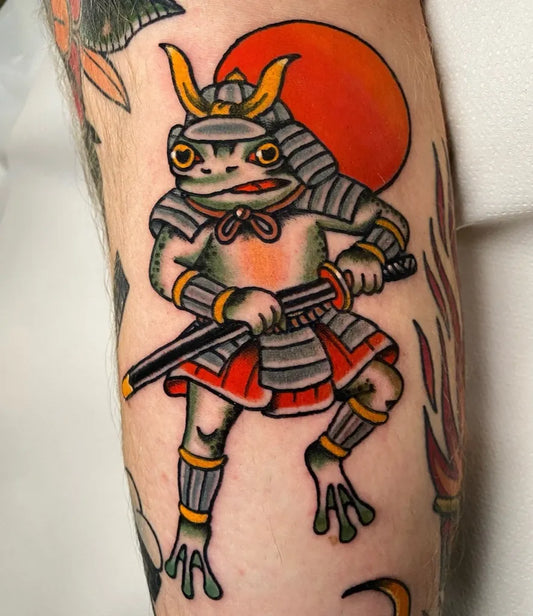 Big Traditional Samurai Frog Sun Tattoo on Men Thigh by @silviapecezeta