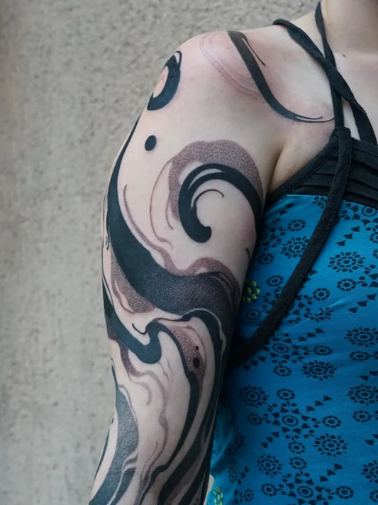 Medium Abstract Swirling Black Ink Tattoo on Women Shoulder by @particule.ttt