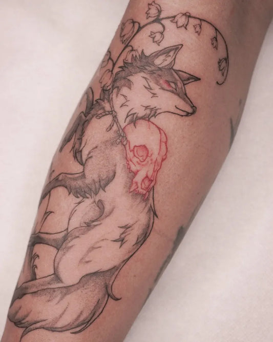 Medium Blackwork Fox Skull and Ivy Tattoo on Women Arm by @diaspro_tattoo