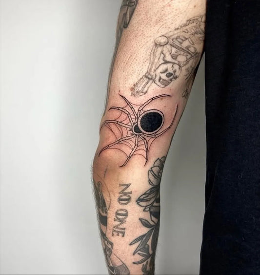 Medium Blackwork Spider Web on Men Knee Tattoo by @landscapetattoo_bastille
