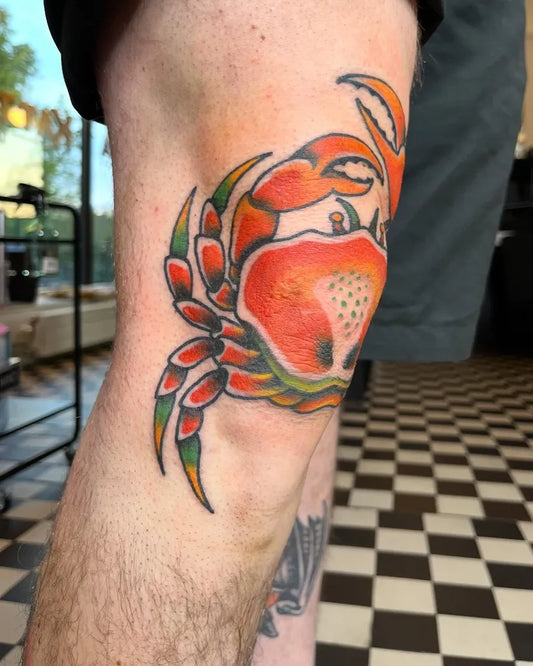 Medium Traditional Crab Tattoo on Men Knee by @victor_aka_chili