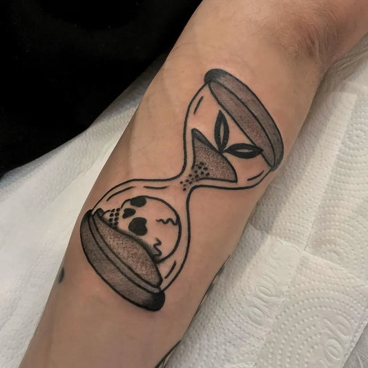 Small American Traditional Hourglass with Skull on Men Arm Tattoo by @vdvilela
