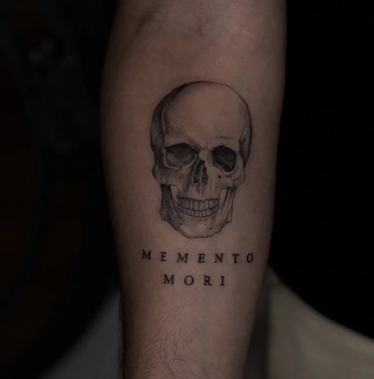 Small Blackwork Skull Memento Mori on Men Arm Tattoo by @tere_ruz_tatuadora
