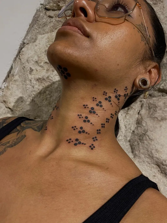 Small Dotwork Chain on Women Neck Tattoo by @mariagustina.ttt