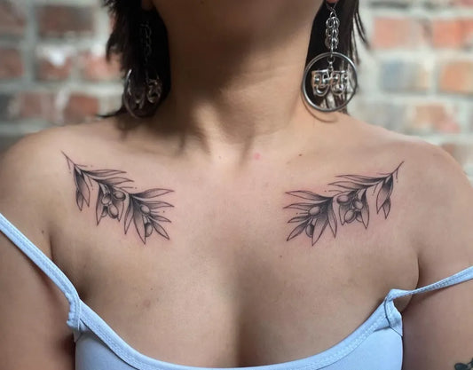 Small Fine Line Leaf Branches Tattoo on Women Collarbone by @la_dianuchis