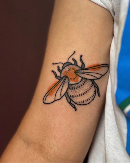 Small Linework Bee on Women Arm Tattoo by @lh.tattoo