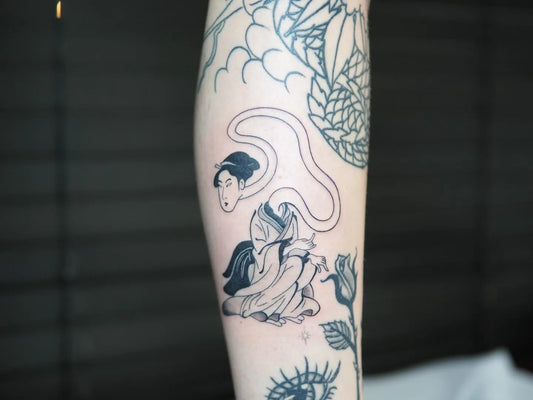 abstract japanese long neck creepy geisha black and white tattoo