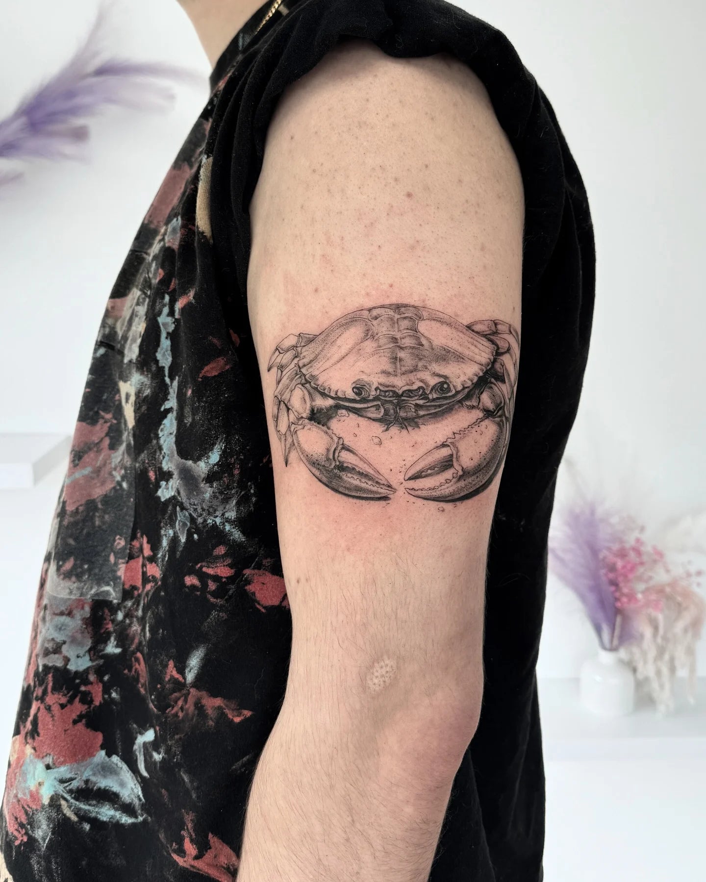 dotwork crab tattoo